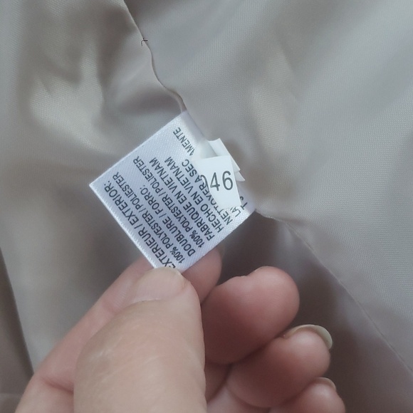 Beautiful womans blazer - Picture 11 of 11